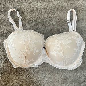 Victoria’s Secret Dream Angels Bra